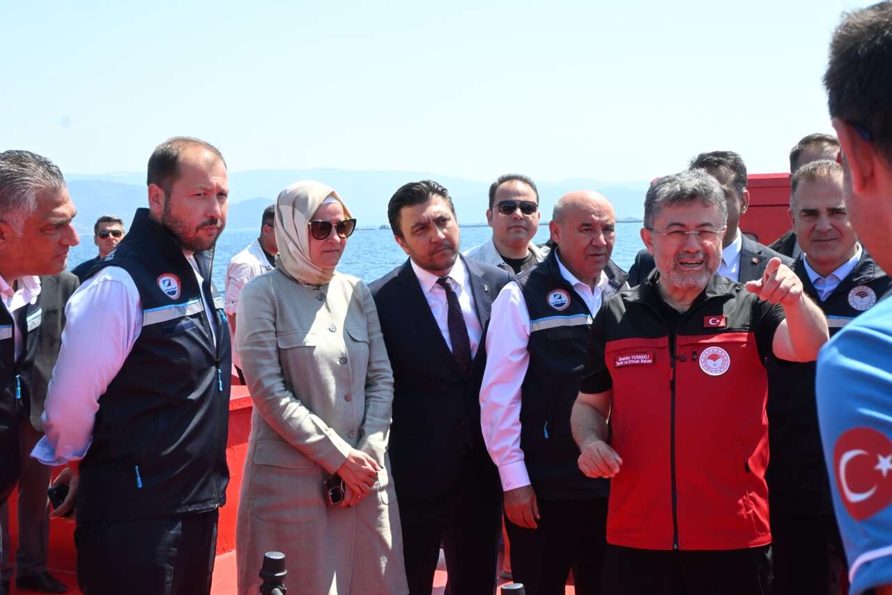 Tarım ve Orman Bakanı İbrahim Yumaklı Muğla'da: Milas'ta Su Ürünleri Tesisini İnceledi 4